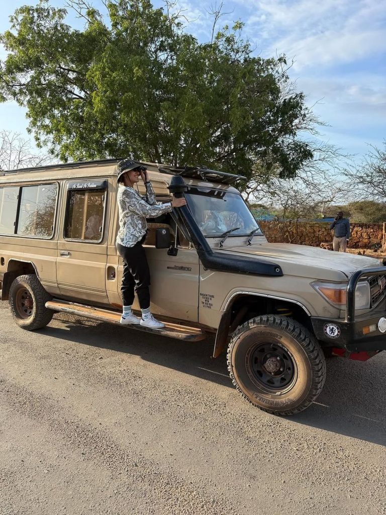 Reading the Bush from the Driver's Seat